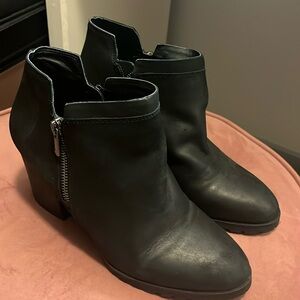 Lucky brand bamlea booties